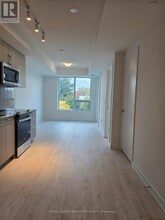 500 Plains Rd E in Burlington, ON - Building Photo - Building Photo