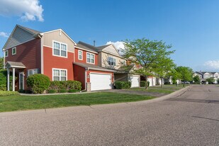 Spring Creek in Carver, MN - Building Photo