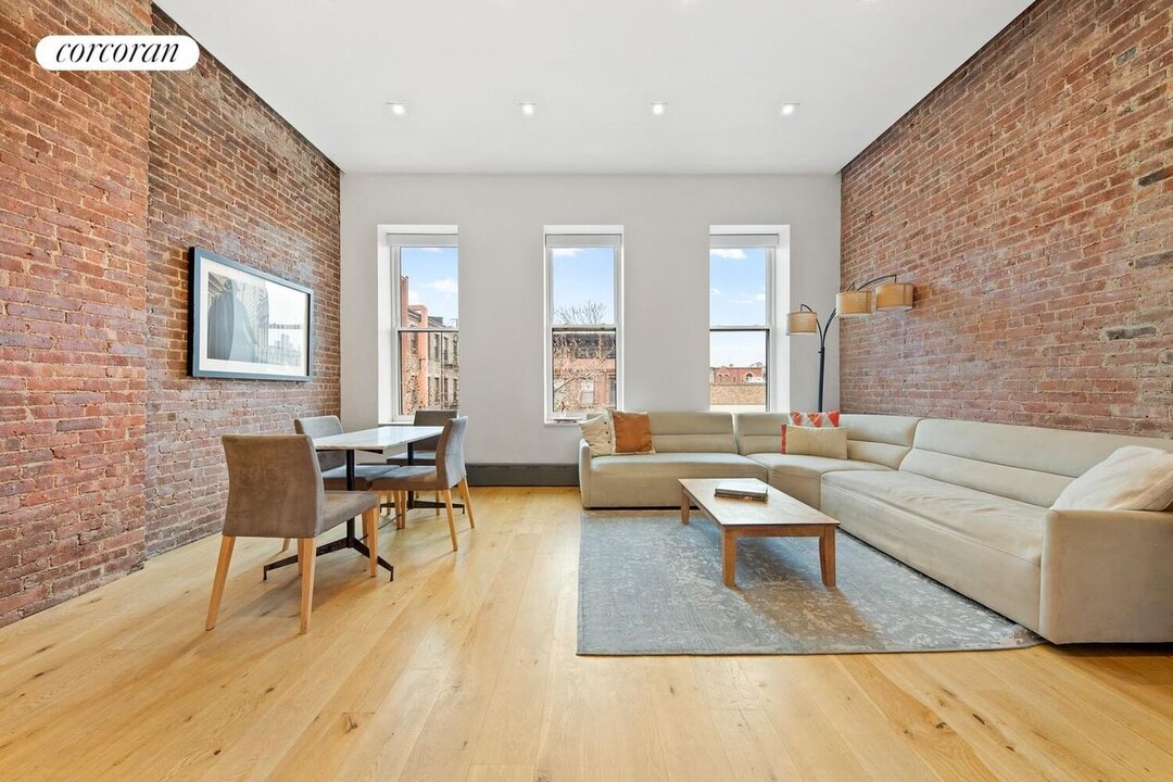 103 W 122nd St in New York, NY - Foto de edificio