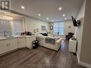 81 Gage Ave S in Hamilton, ON - Building Photo - Building Photo