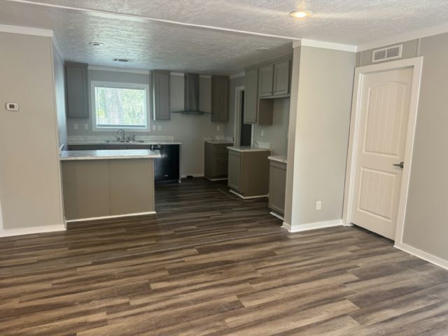 9708 Linda Pl in Tampa, FL - Building Photo - Building Photo