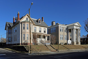 Washington Columns Apartments