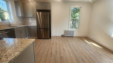 11 Wyoming St-Unit -2 in Boston, MA - Building Photo - Building Photo