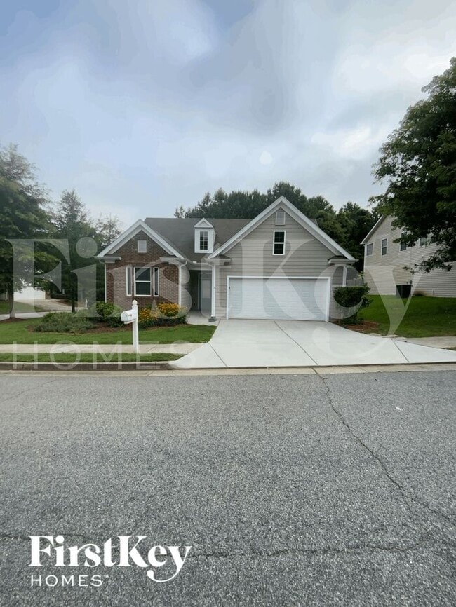 property at 3 Grier Ln