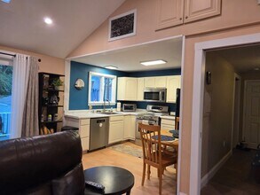 114 Old Oaken Bucket Rd in Norwell, MA - Building Photo - Building Photo