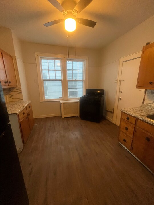 13-15 McKay Ave, Unit 1R in East Orange, NJ - Building Photo