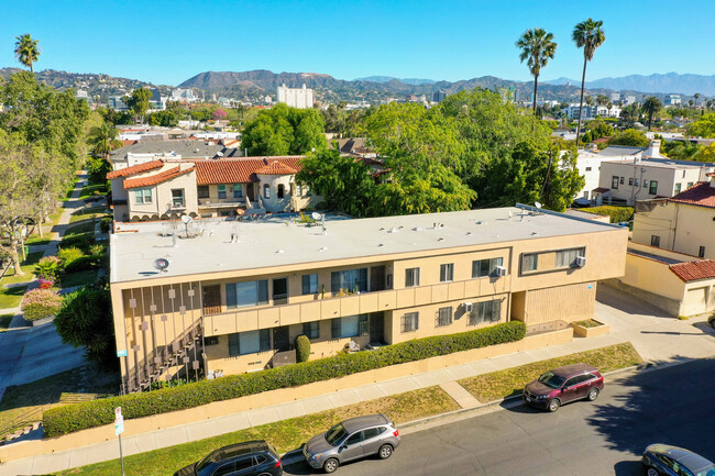 500 North Sycamore Avenue in Los Angeles, CA - Building Photo - Primary Photo