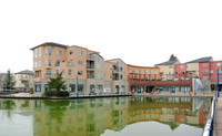 Tualatin Mews in Tualatin, OR - Foto de edificio - Building Photo