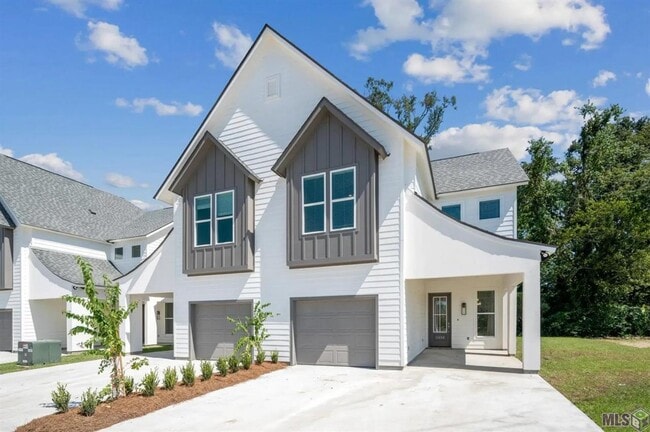 property at 5832 Lake Shelf Dr