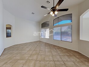 5529 N Rattler Way in Litchfield Park, AZ - Building Photo - Building Photo