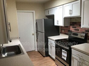 7024 Chaucer Ln in Orlando, FL - Building Photo - Building Photo
