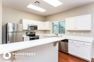 8054 E Obispo Ave in Mesa, AZ - Building Photo - Building Photo