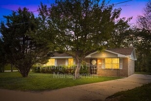 1322 Frisco St in Birmingham, AL - Building Photo