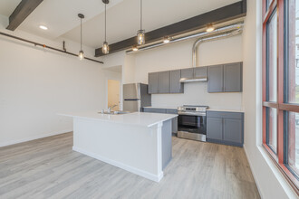 The Malt House Apartment Homes in Olympia, WA - Building Photo - Interior Photo