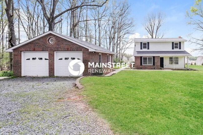 property at 826 Potter Rd