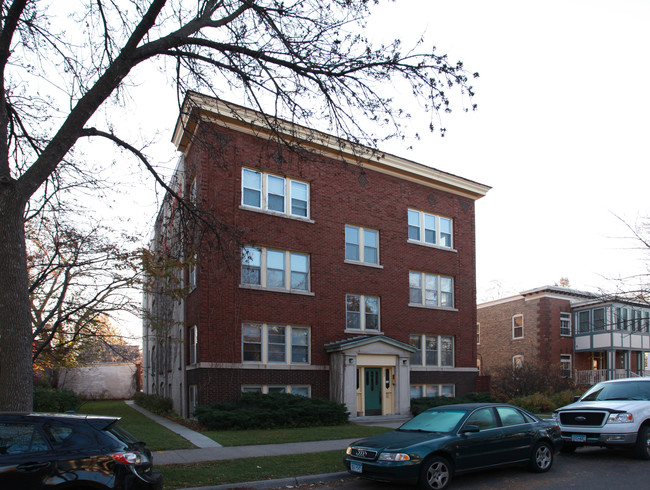 3143 Holmes Ave S in Minneapolis, MN - Building Photo - Building Photo