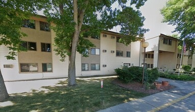 1531 6th Pl SE in Mason City, IA - Building Photo - Building Photo