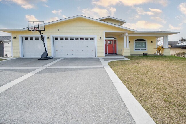 property at 4043 North Point Dr