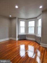 542 E Woodlawn St in Philadelphia, PA - Building Photo - Building Photo