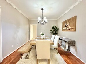 2514 Nantucket Dr in Houston, TX - Building Photo - Building Photo