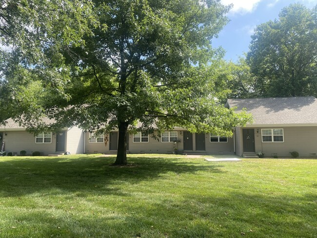 703 Village Dr, Unit 703