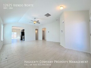 12625 Viendo Norte in El Paso, TX - Building Photo - Building Photo