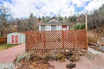 811 Shoshone Pl in Manitou Springs, CO - Building Photo - Building Photo
