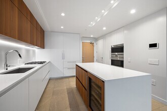 885 Cambie St in Vancouver, BC - Building Photo - Building Photo