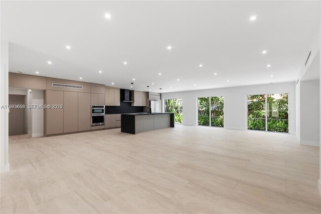 property at 2251 SW 20th St