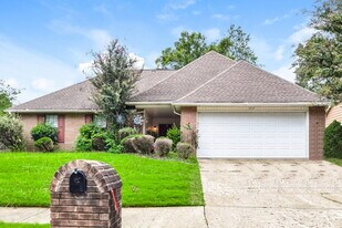7117 Goodman Ridge Dr in Olive Branch, MS - Building Photo