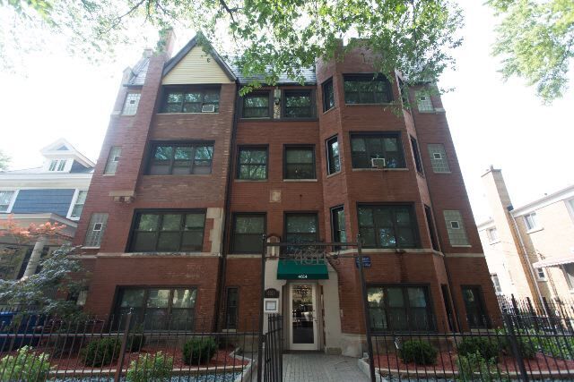 property at 4619 N Paulina St