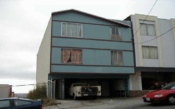 88 Lausanne Ave in Daly City, CA - Building Photo - Building Photo