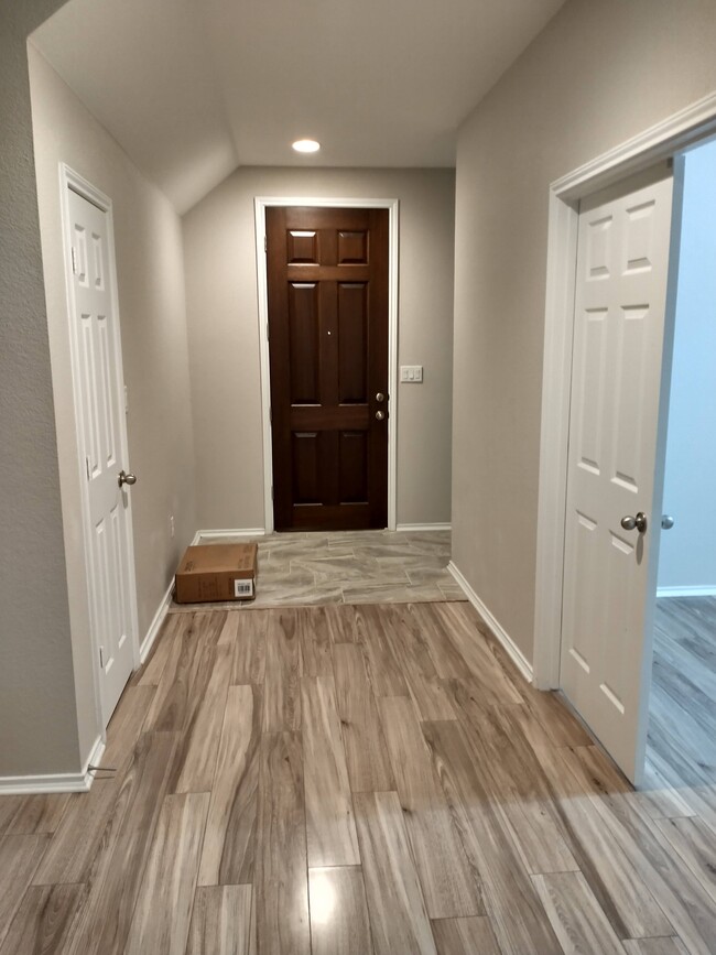 1225 Autumn Sage Way in Pflugerville, TX - Building Photo - Building Photo