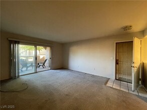 1900 Tierra Vista Dr in Las Vegas, NV - Building Photo - Building Photo