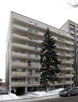 The Attache in Ottawa, ON - Building Photo