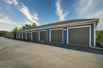 Pavilion at Lake Eve in Orlando, FL - Foto de edificio - Building Photo