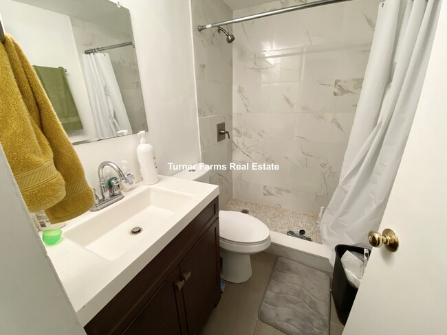 742 Columbus Ave, Unit 1 in Boston, MA - Building Photo - Building Photo