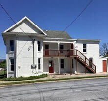 602 N Franklin St in Chambersburg, PA - Building Photo
