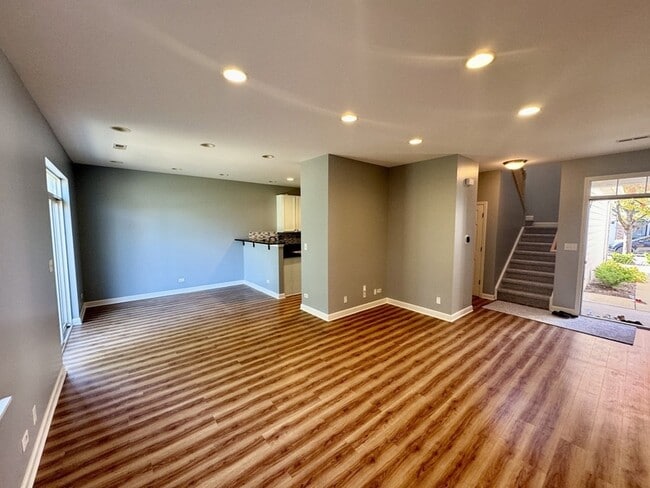 423 Acushnet St in Elgin, IL - Foto de edificio - Building Photo