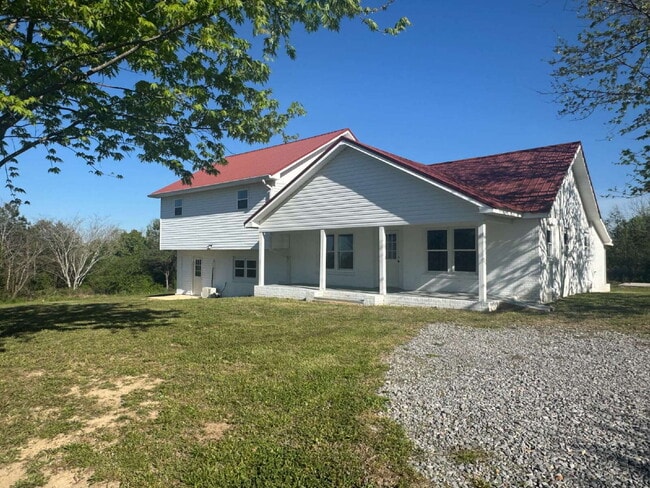 property at 1885 Everett Rd