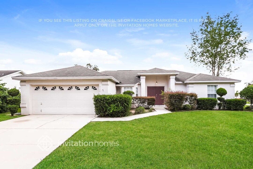 3328 Scenic Way in Lakeland, FL - Building Photo