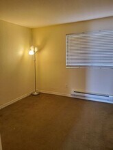 1725 Sunn Fjord Ln in Bremerton, WA - Building Photo - Building Photo