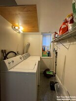 127 Cedar St, Unit 1 in Boston, MA - Building Photo