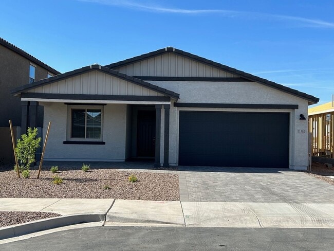 property at 11302 E Ulysses Ave