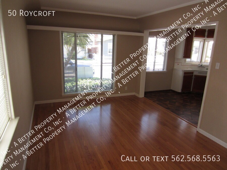 50 Roycroft Ave in Long Beach, CA - Building Photo