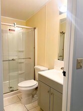 5904 Sussex Ct in Tampa, FL - Building Photo - Building Photo