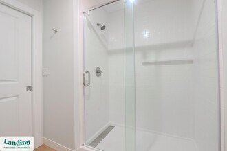 210 E Green St, Unit 620 in Ithaca, NY - Building Photo - Building Photo