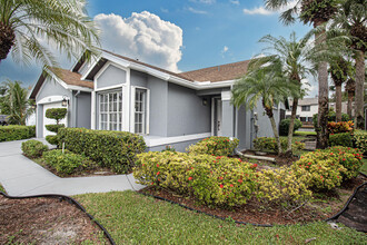 102 Hammocks Ct in Greenacres, FL - Foto de edificio - Building Photo