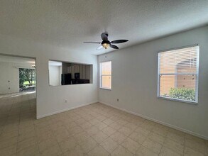 5160 Regatta Dr in Kissimmee, FL - Building Photo - Building Photo