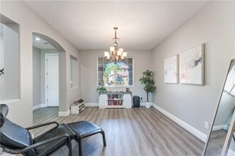 1005 Windwalker Ave in North Las Vegas, NV - Building Photo - Building Photo